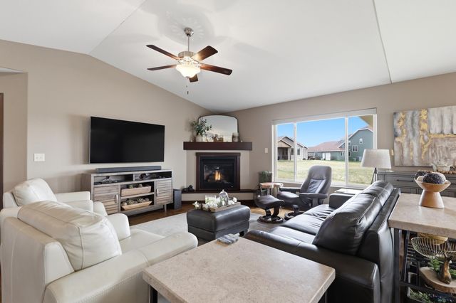 4402 LAHINCH ST, Rapid City, SD 57702