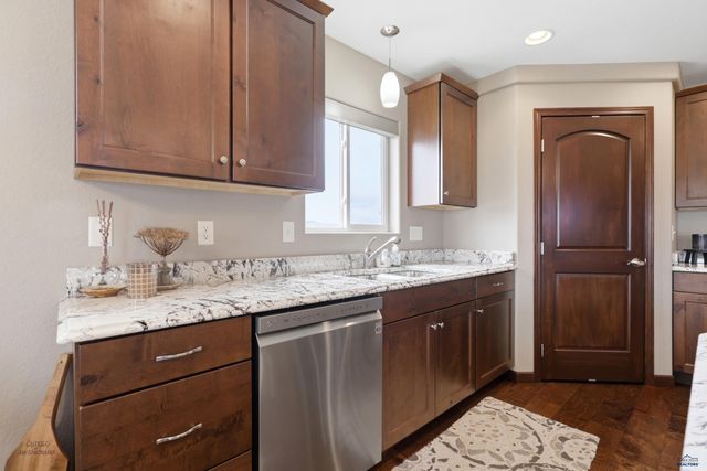 4402 LAHINCH ST, Rapid City, SD 57702