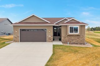 4402 LAHINCH ST, Rapid City, SD 57702