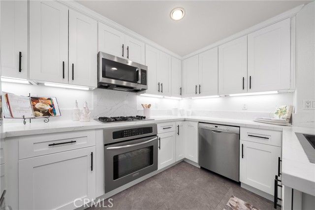 191 Lockford, Irvine, CA 92602