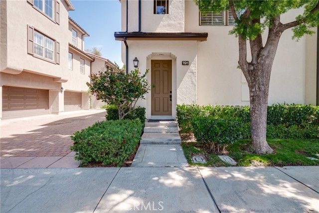 191 Lockford, Irvine, CA 92602