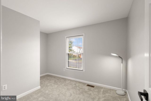 13513 KING CHARLES DR, Chantilly, VA 20151