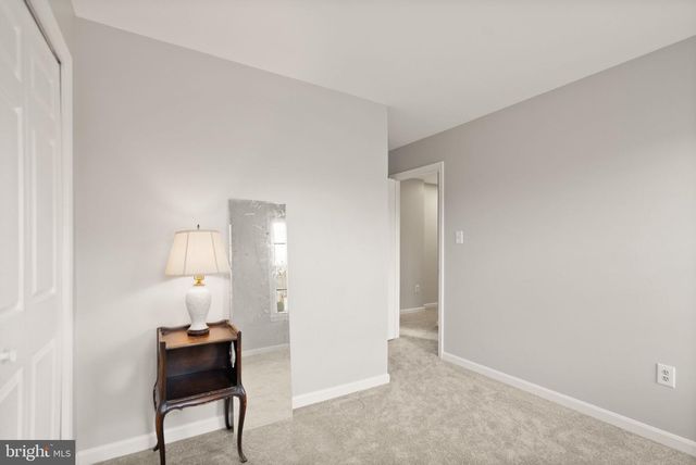 13513 KING CHARLES DR, Chantilly, VA 20151