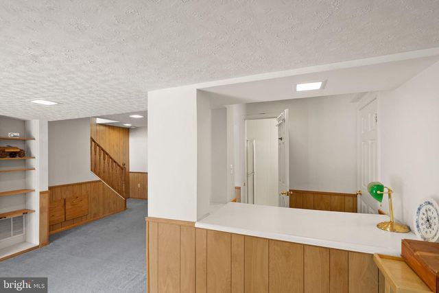 13513 KING CHARLES DR, Chantilly, VA 20151