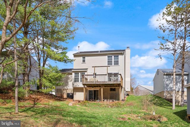 13513 KING CHARLES DR, Chantilly, VA 20151