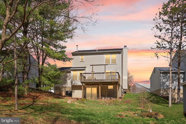 13513 KING CHARLES DR, Chantilly, VA 20151