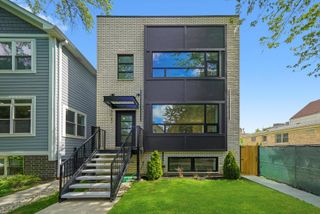 3027 N Elbridge Avenue, Chicago, IL 60618