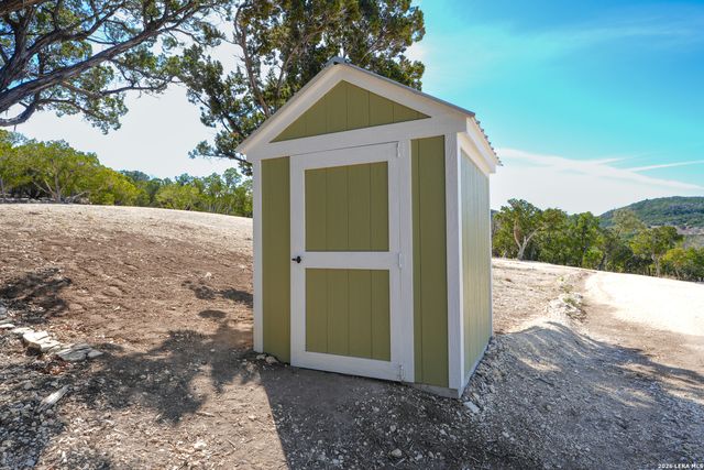 1455 Willow Springs, Pipe Creek, TX 78063