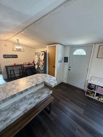 4514 Harris Drive, Poplar Grove, IL 61065