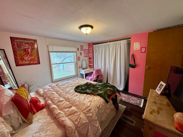 4514 Harris Drive, Poplar Grove, IL 61065