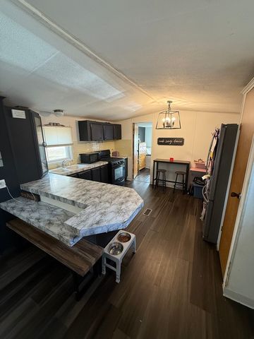 4514 Harris Drive, Poplar Grove, IL 61065