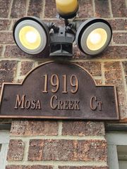 1919 Mosa Creek Court, Houston, TX 77017