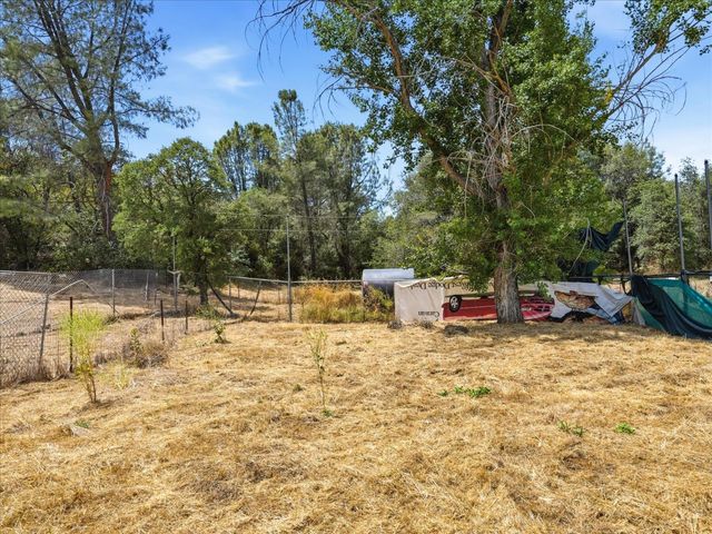 6103 School Lane, Mariposa, CA 95338