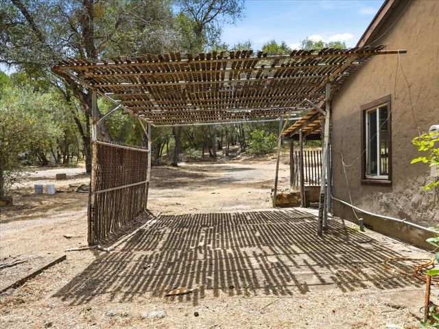 6103 School Lane, Mariposa, CA 95338