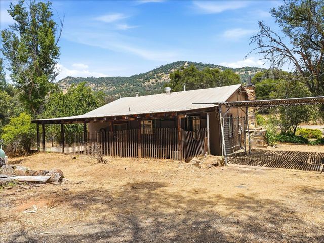 6103 School Lane, Mariposa, CA 95338