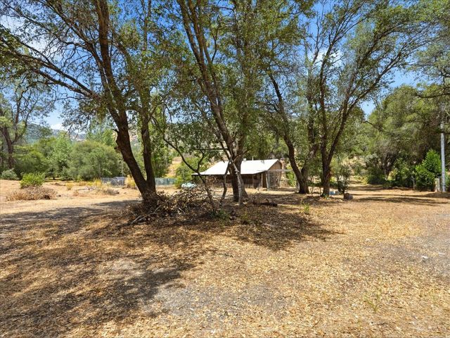 6103 School Lane, Mariposa, CA 95338