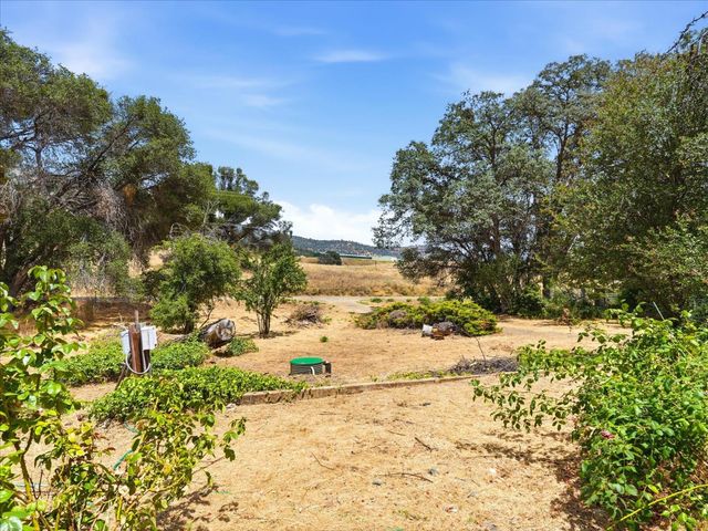 6103 School Lane, Mariposa, CA 95338