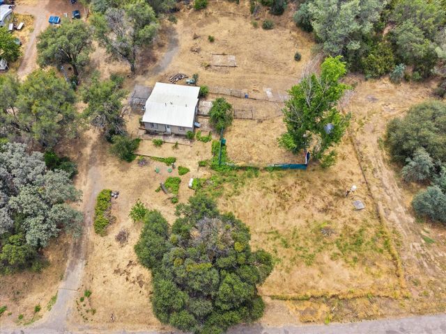 6103 School Lane, Mariposa, CA 95338