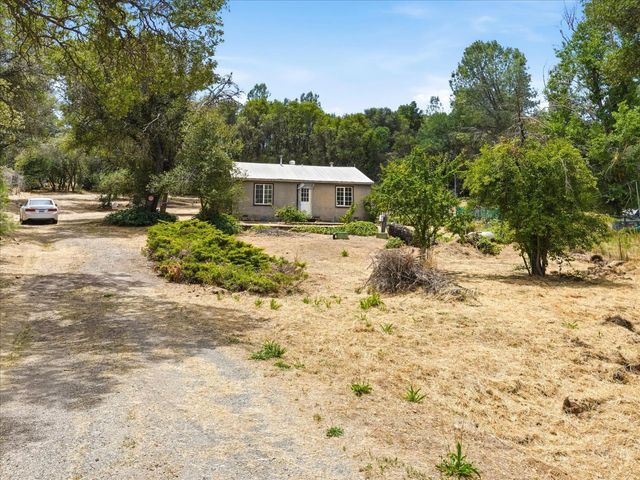 6103 School Lane, Mariposa, CA 95338