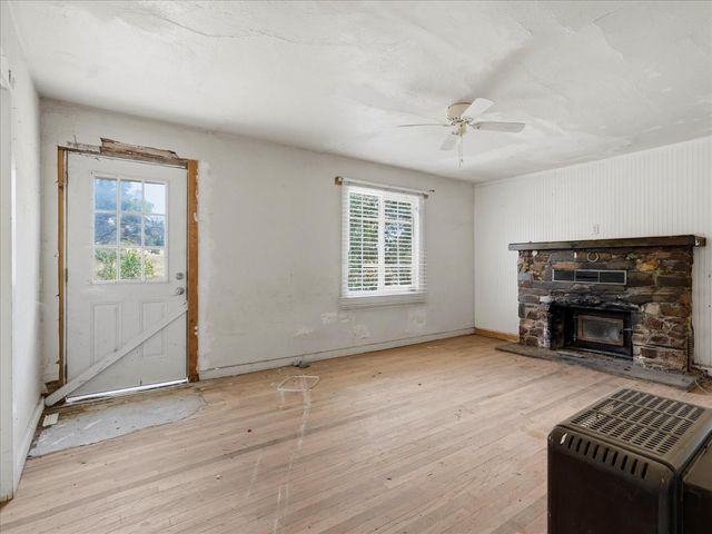 6103 School Lane, Mariposa, CA 95338