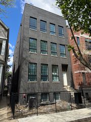 3820 N Damen Avenue 1, Chicago, IL 60618