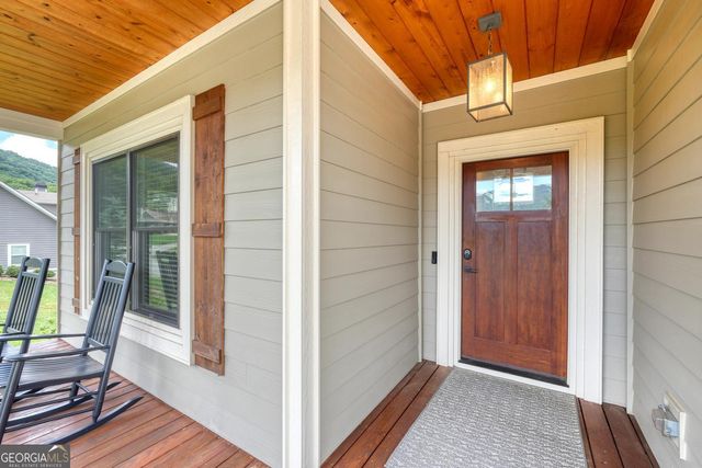 25 Ivy Log Heights SPUR 11, Young Harris, GA 30582