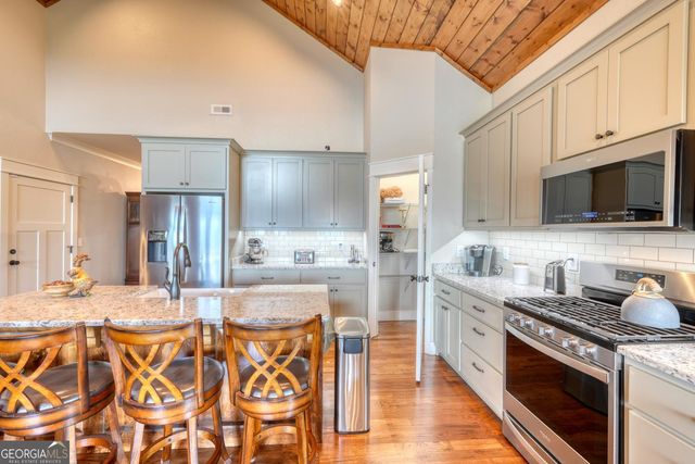 25 Ivy Log Heights SPUR 11, Young Harris, GA 30582