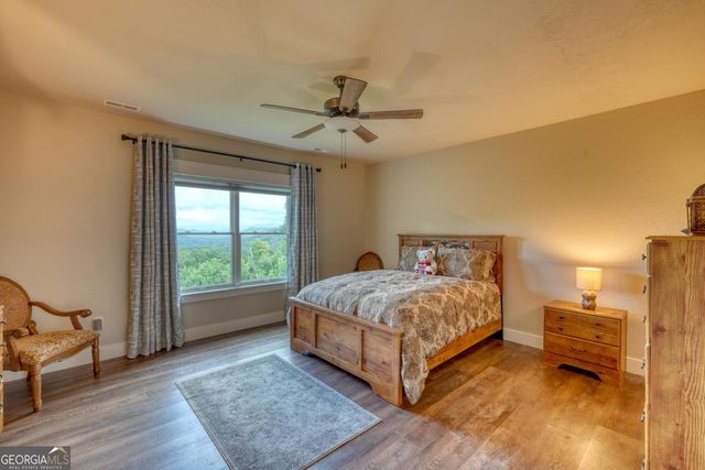 25 Ivy Log Heights SPUR 11, Young Harris, GA 30582