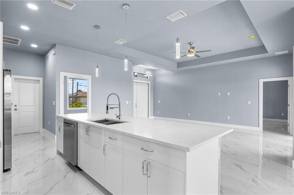 4002 22nd ST SW, LEHIGH ACRES, FL 33976 — photo 4