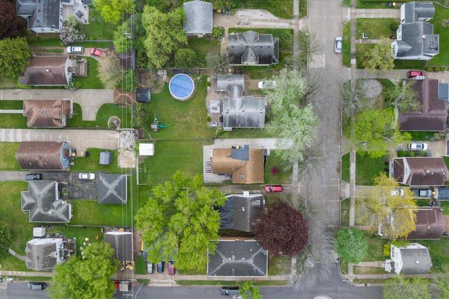 2108 93rd STREET, West Allis, WI 53227