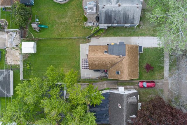 2108 93rd STREET, West Allis, WI 53227