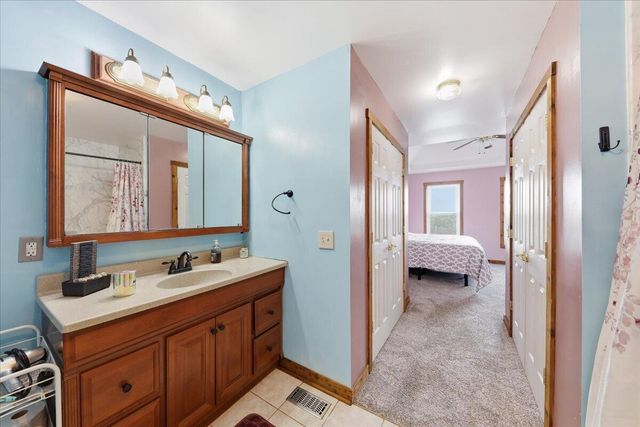 590 Leaning Oak Road, Corinth, KY 41010