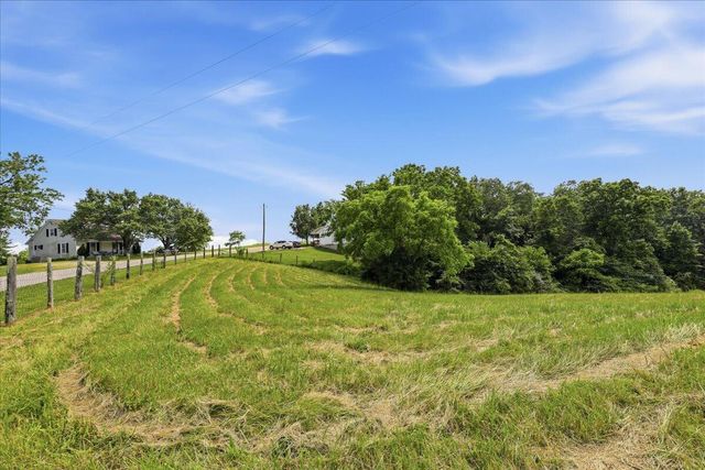 590 Leaning Oak Road, Corinth, KY 41010