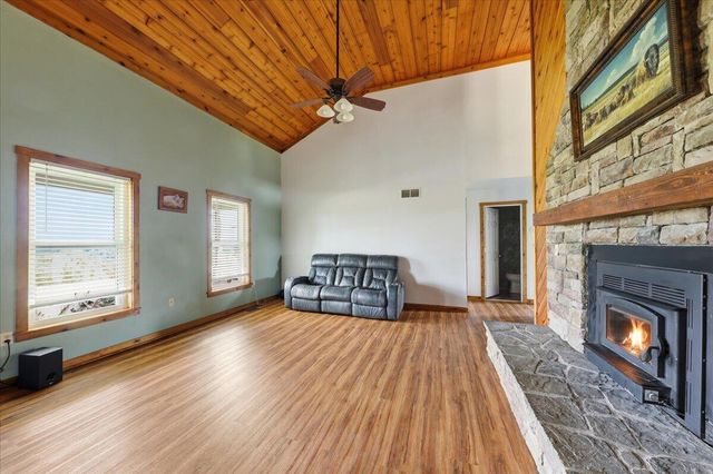590 Leaning Oak Road, Corinth, KY 41010