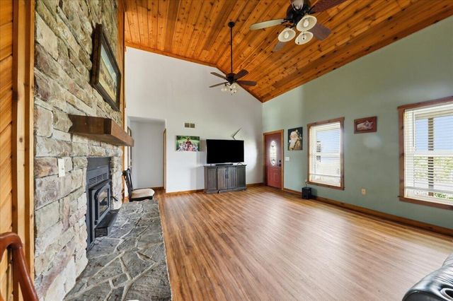 590 Leaning Oak Road, Corinth, KY 41010