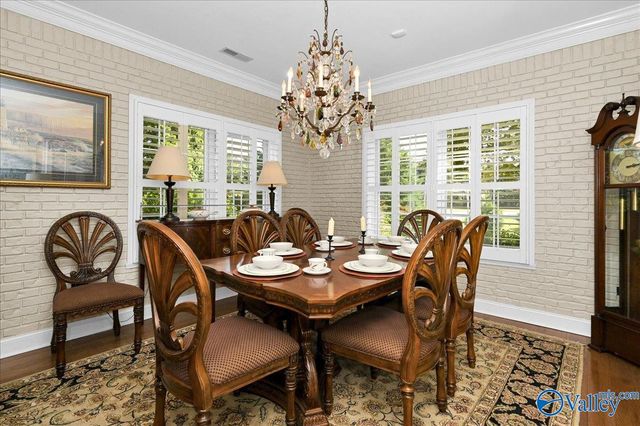 901 Parkside Court, Decatur, AL 35601