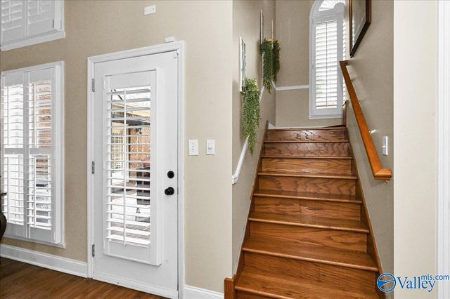 901 Parkside Court, Decatur, AL 35601