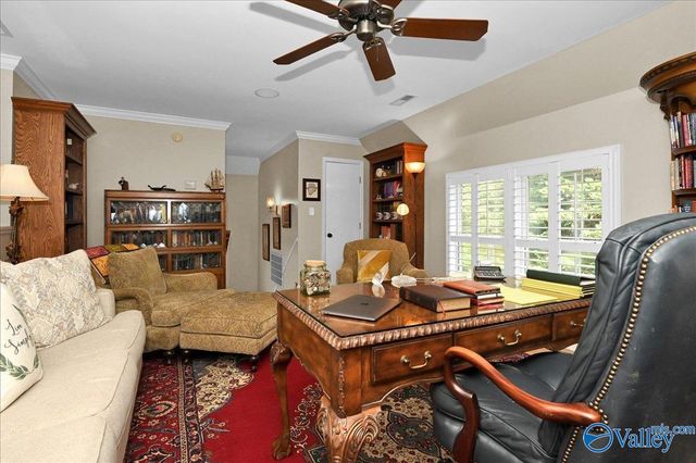 901 Parkside Court, Decatur, AL 35601