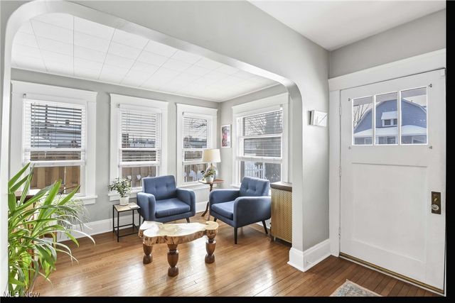 1381 Park Row, Lakewood, OH 44107