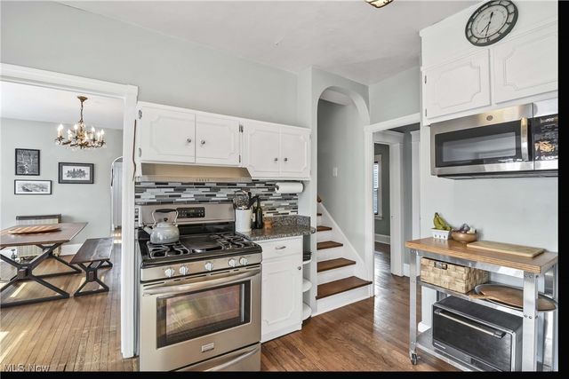 1381 Park Row, Lakewood, OH 44107