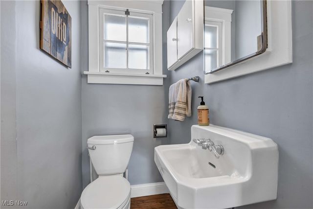 1381 Park Row, Lakewood, OH 44107