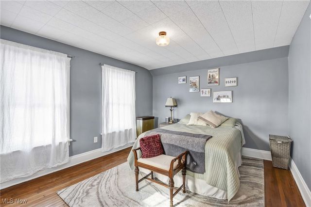 1381 Park Row, Lakewood, OH 44107