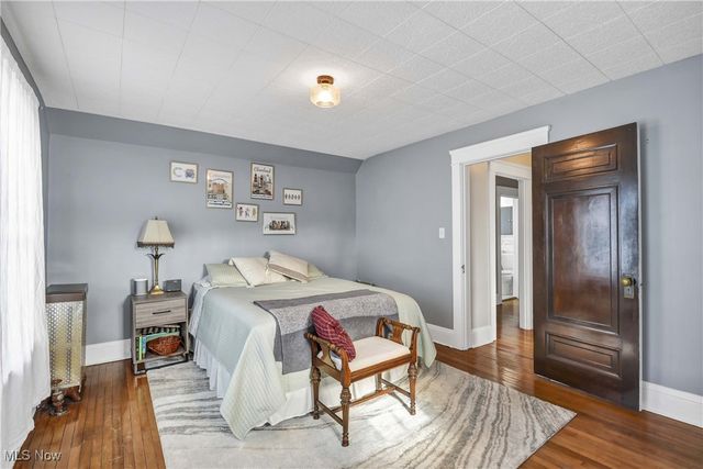 1381 Park Row, Lakewood, OH 44107