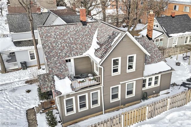 1381 Park Row, Lakewood, OH 44107