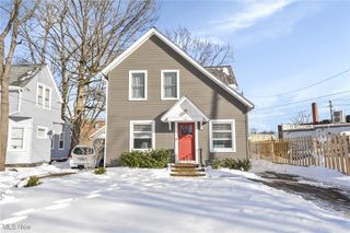 1381 Park Row, Lakewood, OH 44107