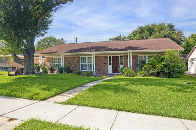 3806 Murworth Dr, Houston, TX 77025