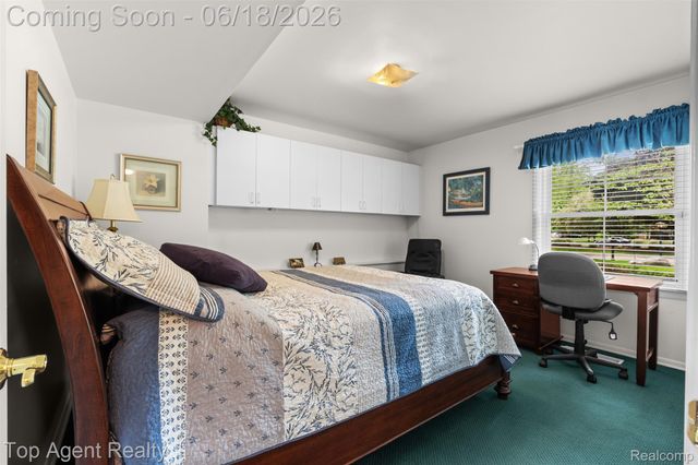 19700 Wilshire Boulevard, Beverly Hills Village, MI 48025