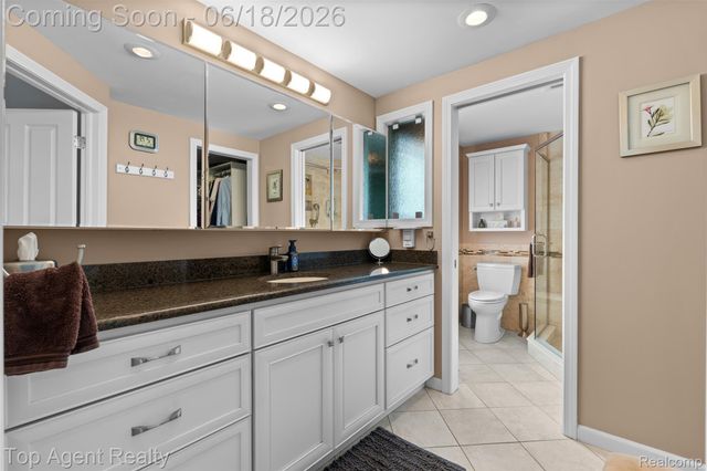 19700 Wilshire Boulevard, Beverly Hills Village, MI 48025