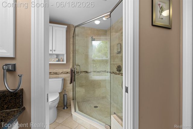19700 Wilshire Boulevard, Beverly Hills Village, MI 48025