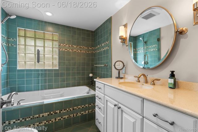 19700 Wilshire Boulevard, Beverly Hills Village, MI 48025